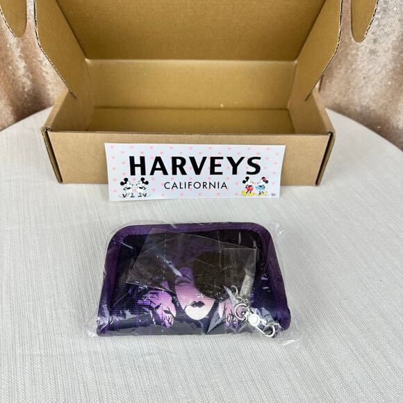 Harveys Just One Bite Disney Villains Snow White Evil Queen Fun Size Wal… main image 0